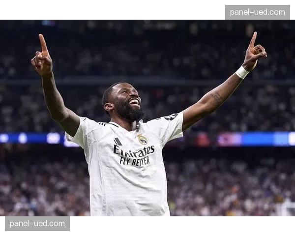 官方：皇马对阵皇家社会一役最佳球员授予中卫阿拉巴，表彰其指挥防线与关键拦截。